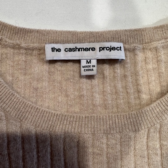 The Cashmere Project Long Sleeve‎ Sweater - Size M. - Picture 7 of 13